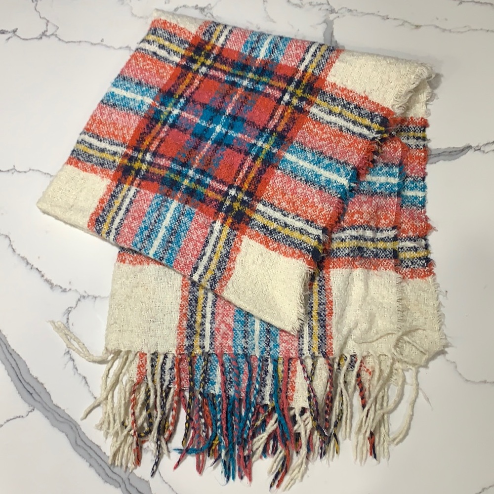 Scarf - Picture 1 of 2